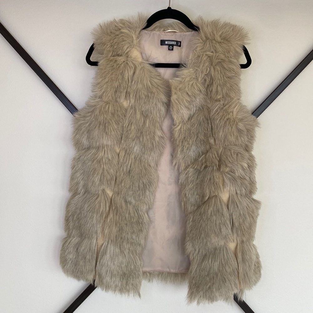 Missguided faux fur vest